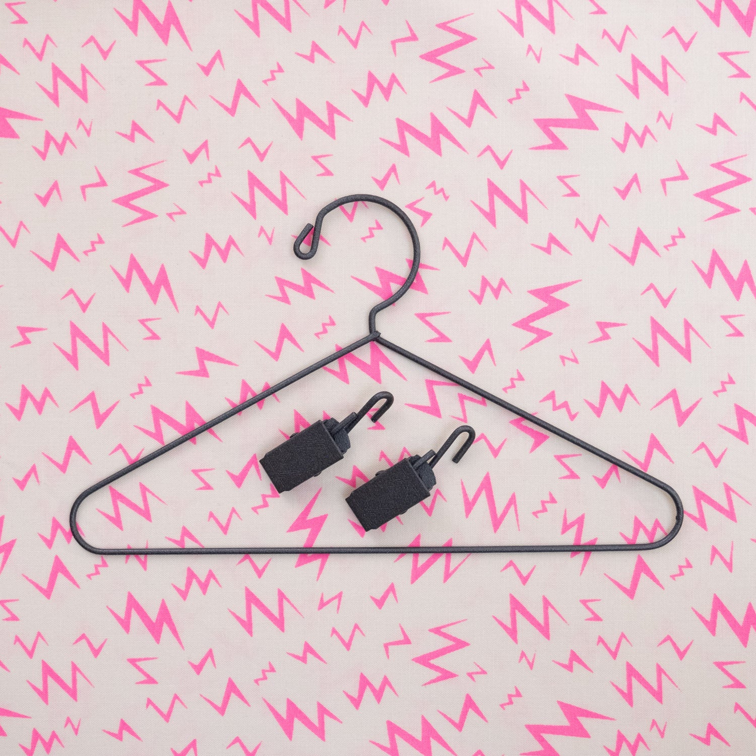Mini Quilt Hanger + Clips Set – Little Quilting Closet